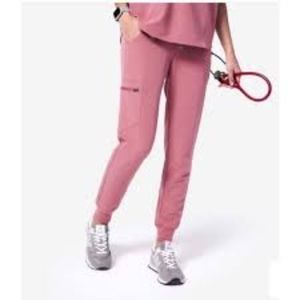 Figs Zamora Jogger Scrub Pants Petite Mauve